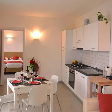 Miralago Giardino Eg-ferienwohnung アパート